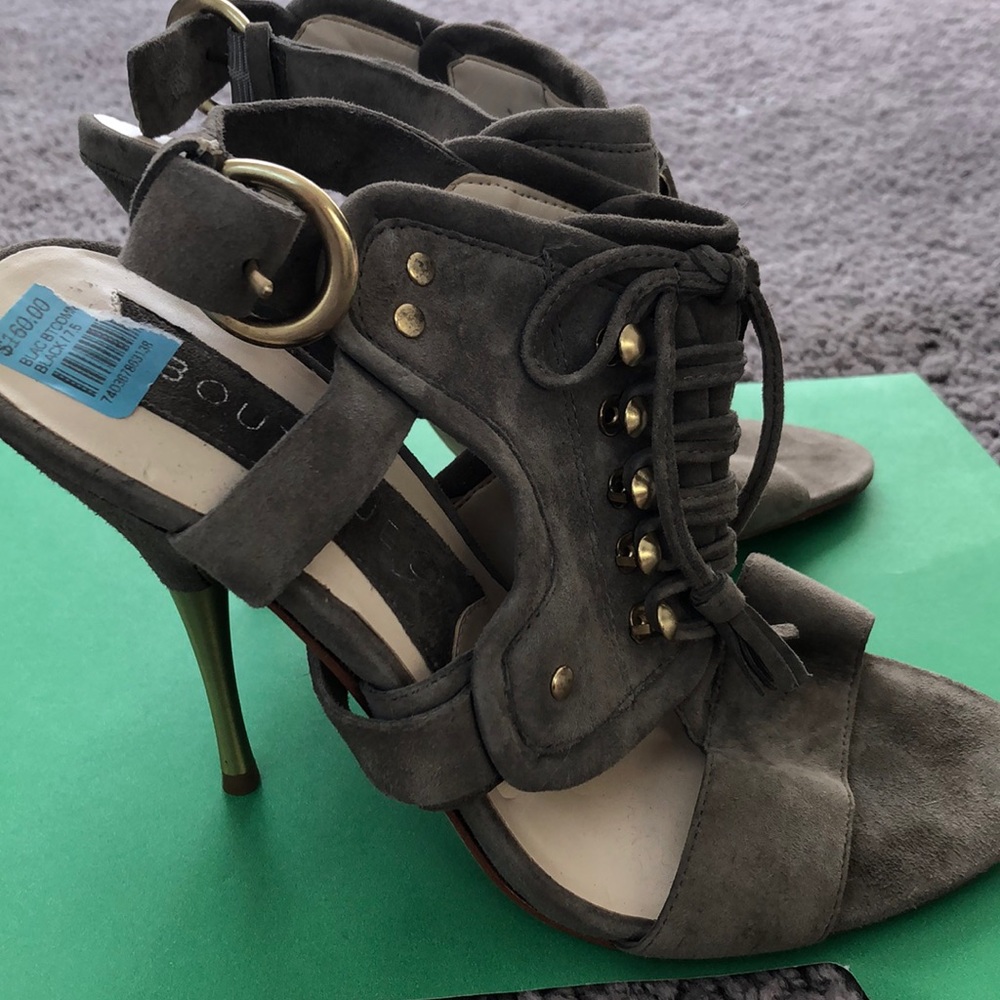 Grey/taupe suede heels